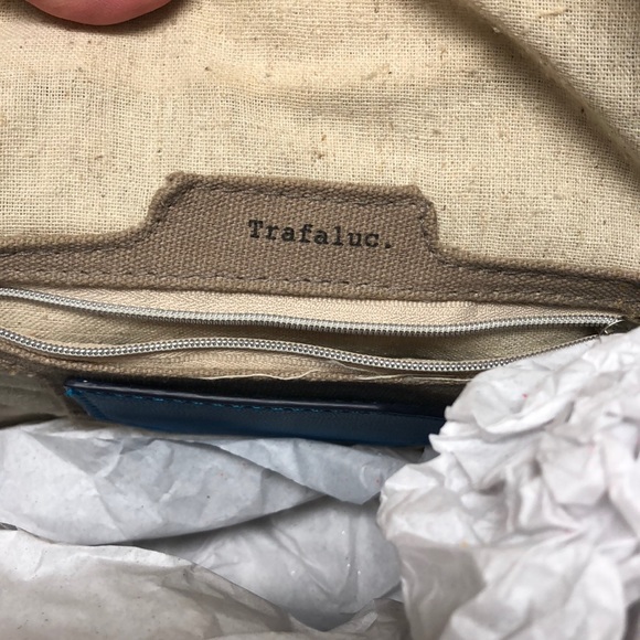 Handbag - Picture 2 of 4